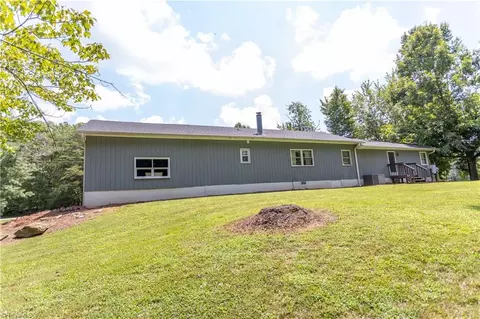 1026 Rierson Rd, Tobaccoville, NC 27050