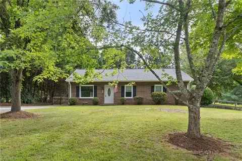 1055 Cresthaven Rd, Lewisville, NC 27023