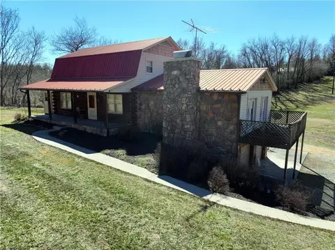 6043 Nc Highway 16 N, Millers Creek, NC 28651