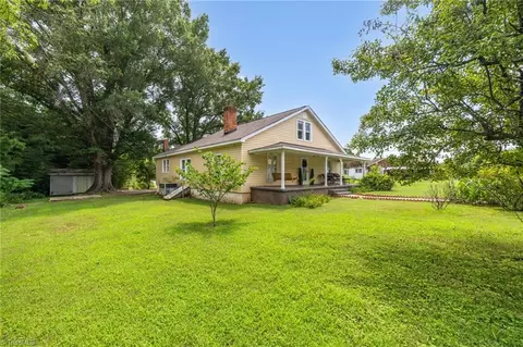 501 3rd Ave N, Mayodan, NC 27027 photo 3