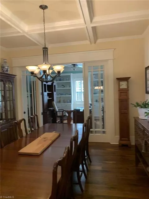 Dining - 397 Curry Rd, High Point, NC 27265 photo 3 of 3