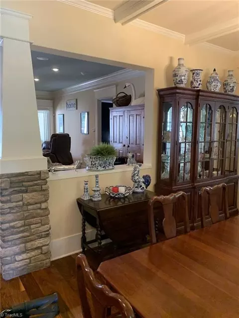 Dining - 397 Curry Rd, High Point, NC 27265 photo 2 of 3
