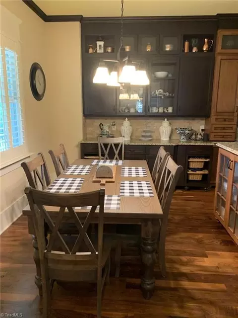 Dining - 397 Curry Rd, High Point, NC 27265 photo 1 of 3