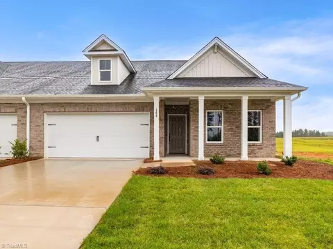 3528 Townland Cir, Clemmons, NC 27012
