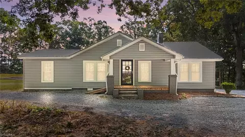 1008 Becks Nursery Rd, Lexington, NC 27292