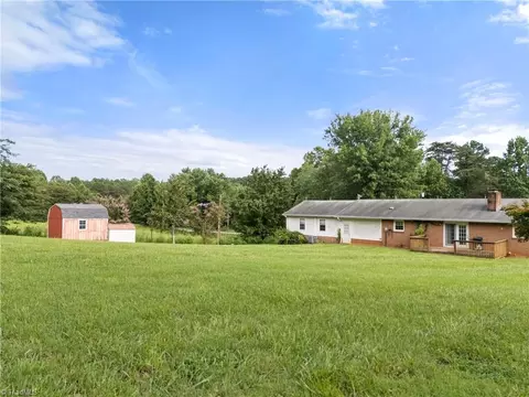Exterior - 4640 Nc Highway 268, Dobson, NC 27017 photo 9 of 10
