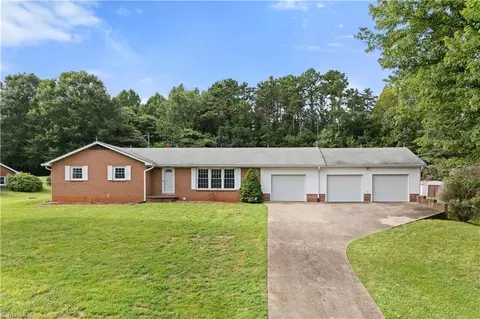 4640 Nc Highway 268, Dobson, NC 27017