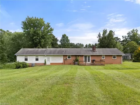 Exterior - 4640 Nc Highway 268, Dobson, NC 27017 photo 7 of 10