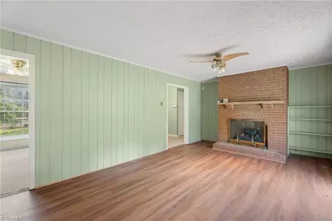 Living - 4640 Nc Highway 268, Dobson, NC 27017 photo 3 of 4