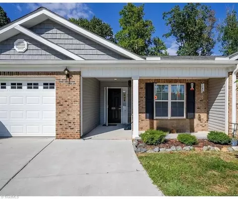828 Houston Ct, Haw River, NC 27258