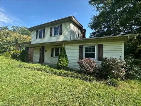 247 Chestnut Trl, Mocksville, NC 27028
