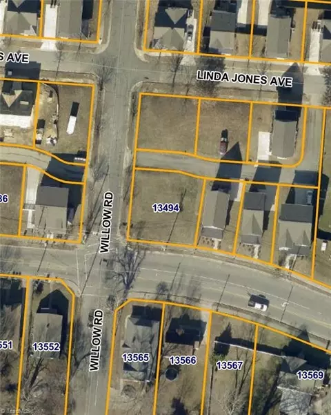 2101 Mcconnell Rd, Greensboro, NC 27401
