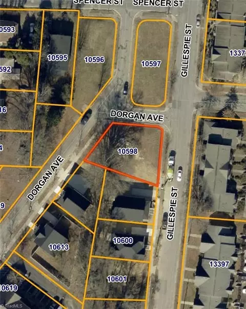 697 Dorgan Ave, Greensboro, NC 27401
