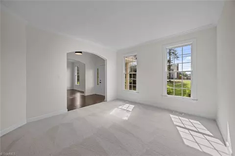 Living - 4100 Braddock Rd, High Point, NC 27265 photo 1 of 4
