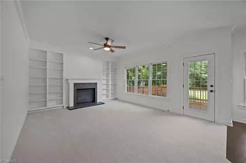 Living - 4100 Braddock Rd, High Point, NC 27265 photo 2 of 4
