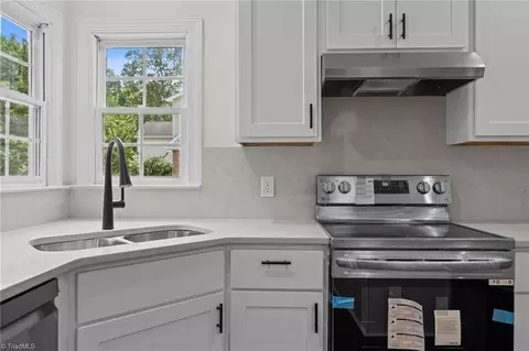 Kitchen - 4100 Braddock Rd, High Point, NC 27265 photo 3 of 3