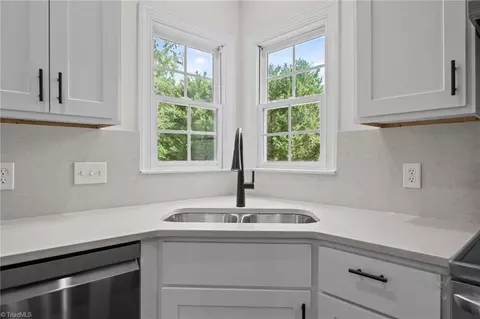 Kitchen - 4100 Braddock Rd, High Point, NC 27265 photo 2 of 3