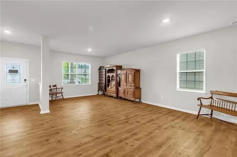 Entry Way - 7013 Quarter Horse Dr, Trinity, NC 27370 photo 2 of 10