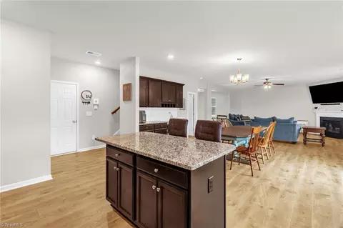 Entry Way - 7013 Quarter Horse Dr, Trinity, NC 27370 photo 6 of 10