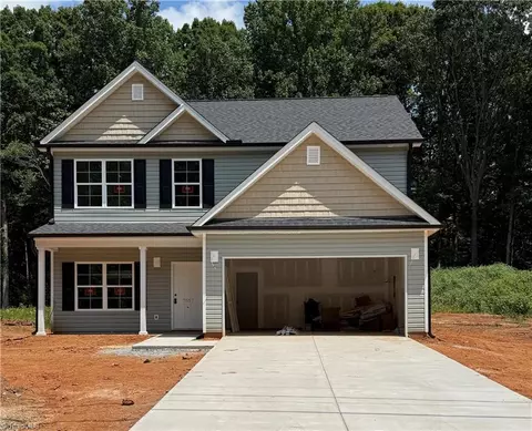 7557 Peggy Dr, Clemmons, NC 27012