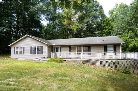 157 Brier Creek Rd, Advance, NC 27006