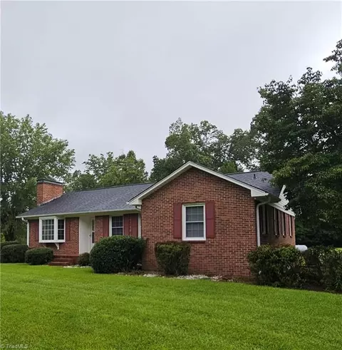 1206 Dan George Rd, Westfield, NC 27053