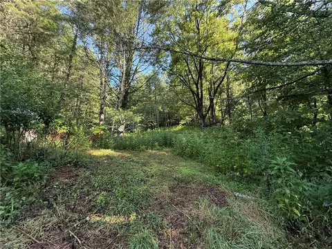 581 Elk Ln, Deep Gap, NC 28618 photo 25