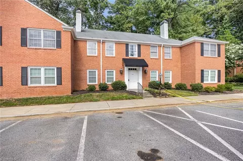 344 Hanover Arms Ct #C, Winston Salem, NC 27104