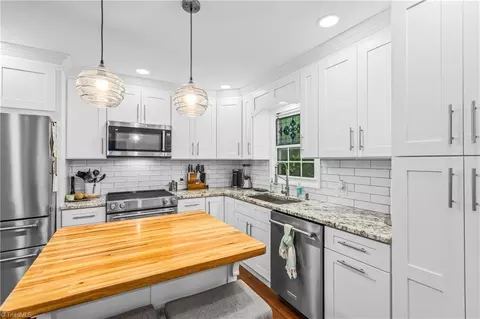 Kitchen - 3740 Jill Dr, Trinity, NC 27370 photo 4 of 7