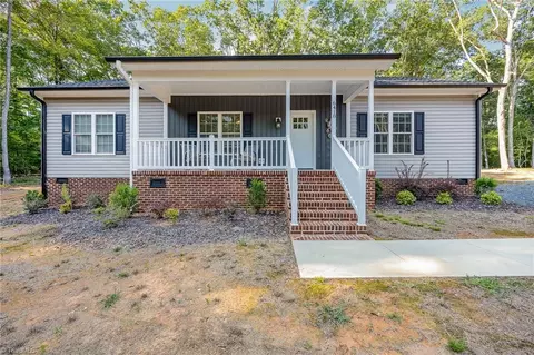 6418 Pisgah Covered Bridge Rd, Asheboro, NC 27205