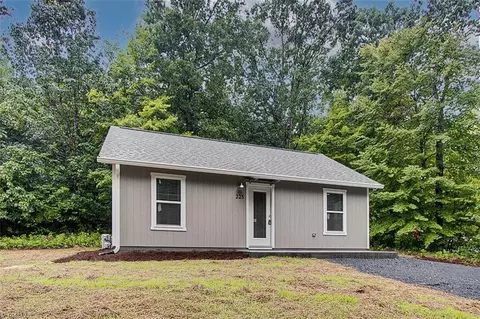 225 Cracklin Dr, Asheboro, NC 27203