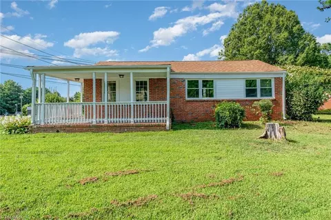3020 Carver School Rd, Winston Salem, NC 27105