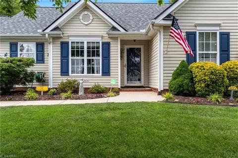 419 Mallard View Ln, Winston Salem, NC 27127