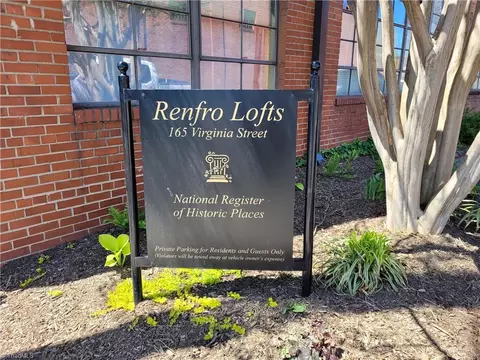 165 Virginia St #206, Mount Airy, NC 27030