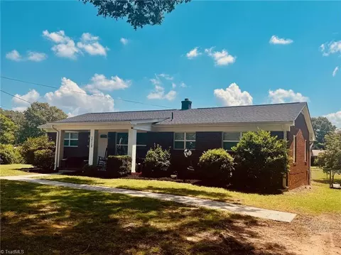 1712 Parham Dr, Graham, NC 27253
