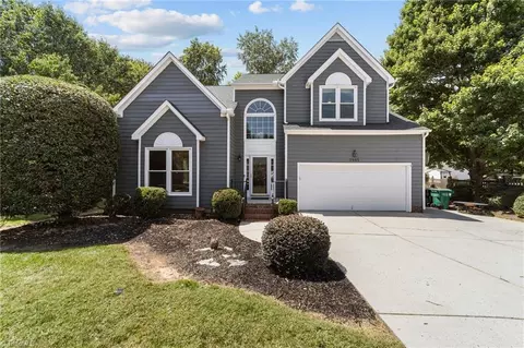 3945 Deerfield St, High Point, NC 27265