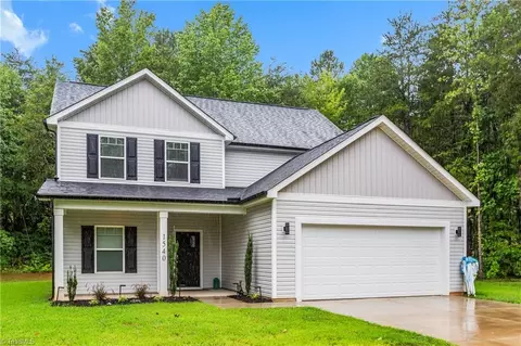 1540 Peace Haven Rd S, Clemmons, NC 27012