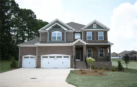 7720 Maple Pond Dr, Oak Ridge, NC 27310