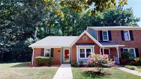 20 Brandy Ct, Greensboro, NC 27409