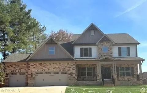 7722 Maple Pond Dr, Oak Ridge, NC 27310