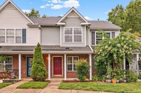 6305 Hibiscus Ct, Whitsett, NC 27377