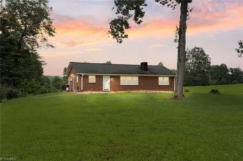 561 Ebenezer Church Rd, State Road, NC 28676