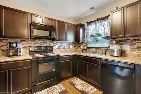 518 Oferrell St, Greensboro, NC 27405