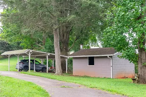 Exterior - 415 Blessing Dr, Dobson, NC 27017 photo 7 of 7