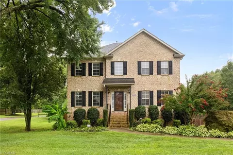 4040 Joyner Cross Rd, Kernersville, NC 27284