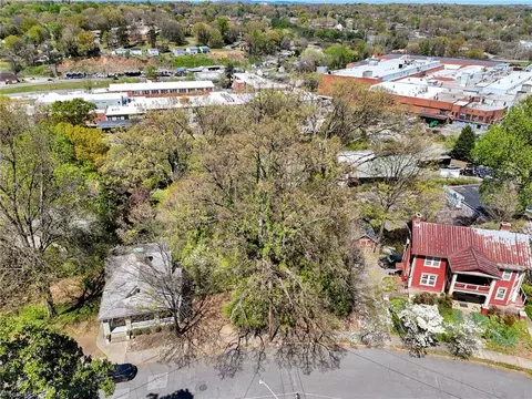 195 W End Blvd, Winston Salem, NC 27101