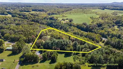 313 Yountz Rd, Lexington, NC 27292
