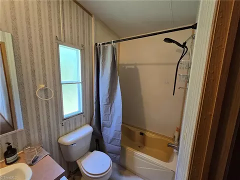 1872 Cude Rd, Colfax, NC 27235 photo 12