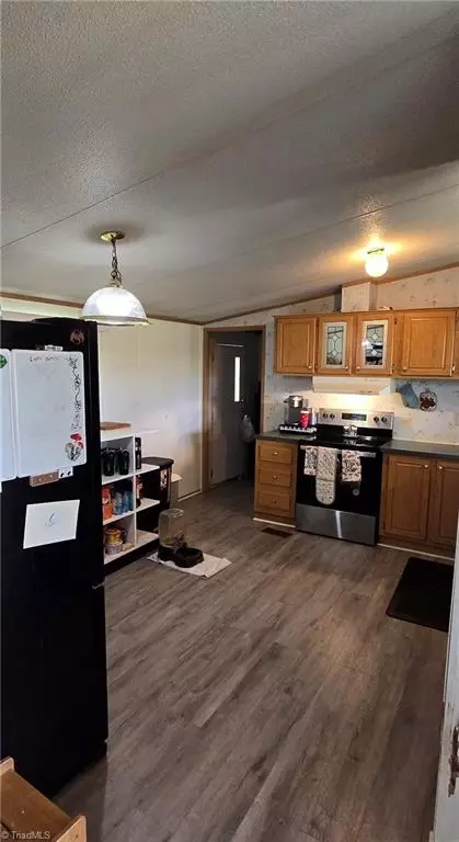 1872 Cude Rd, Colfax, NC 27235 photo 4