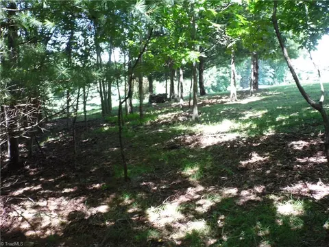 tbd Hickory View Dr, Sparta, NC 28675